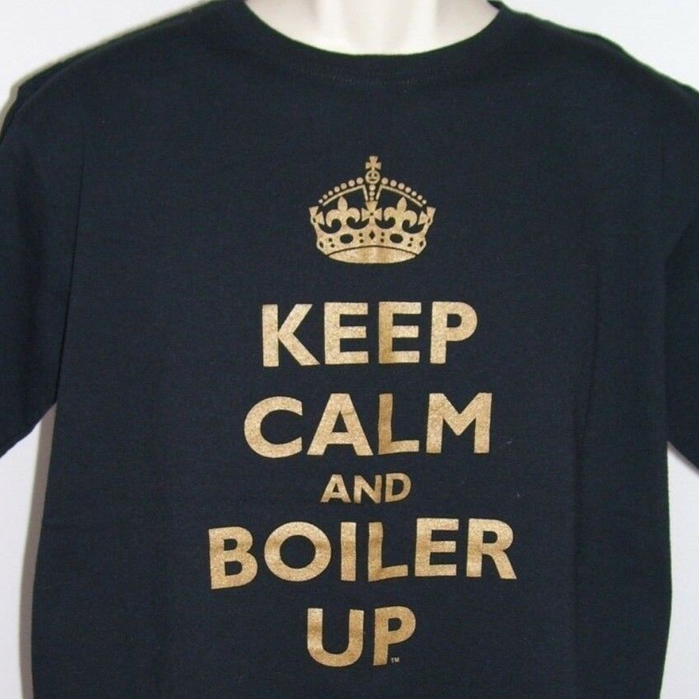 Purdue University Graphic T-Shirt Medium Unisex